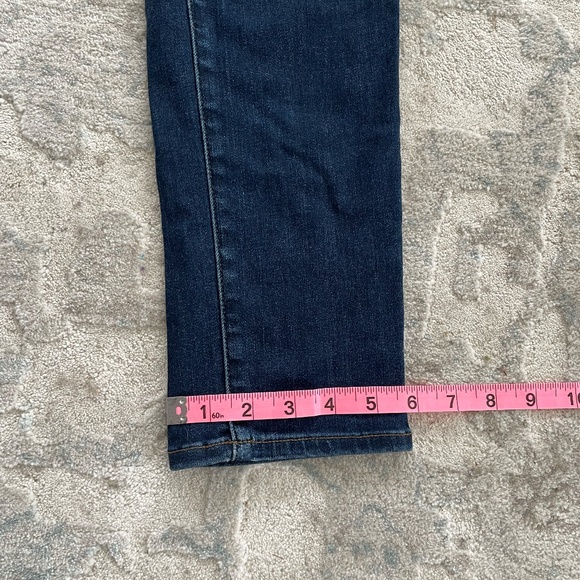 J-Brand mid-rise dark denim with stretch - Picture 11 of 13